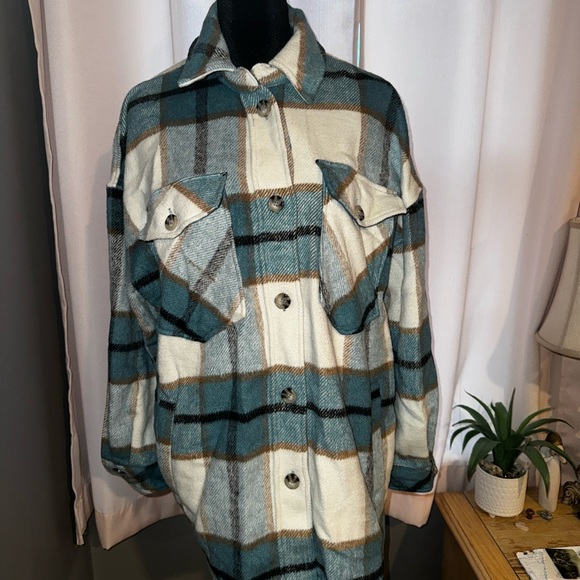 Plaid Button-Up Jacket - Picture 6 of 9